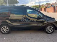 Usado Peugeot Partner Tepee Active 100 CV (73 kW) 2017 Negro Monovolumen