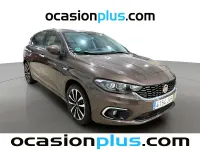 Usado Fiat Tipo Lounge 95 CV (69 kW) 2016 Marrón Berlina
