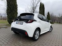 Usado Toyota Yaris Hybrid Business Edition 116 CV (85 kW) 2023 Blanco Utilitario