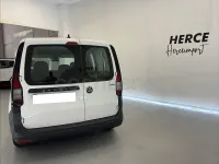 Usado VW Caddy Life 122 CV (89 kW) 2022 Blanco Monovolumen