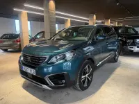 Usado Peugeot 5008 Allure 130 CV (95 kW) 2018 Verde SUV