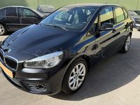 Usado BMW 218 150 CV (110 kW) 2017 Negro Familiar