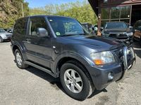 Usado Mitsubishi Montero Intense 160 CV (117 kW) 2006 Gris / plata SUV