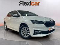 Usado Skoda Fabia Selection 95 CV (69 kW) 2024 Blanco Utilitario
