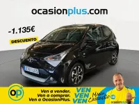 Usado Toyota Aygo X-play 72 CV (52 kW) 2020 Negro Utilitario