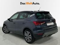 Usado Seat Arona FR 115 CV (84 kW) 2024 Gris SUV