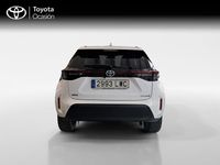 Usado Toyota Yaris Hybrid Style 116 CV (85 kW) 2022 Blanco Familiar