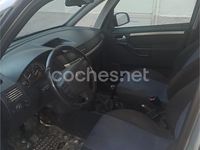 Usado Opel Meriva Cosmo 70 CV (51 kW) 2005 Gris / plata Monovolumen