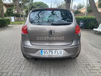 Usado Seat Altea Reference 102 CV (75 kW) 2007 Gris / plata Monovolumen