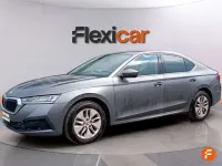 Usado Skoda Octavia Ambition 150 CV (110 kW) 2023 Gris Utilitario