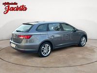 Usado Seat Leon 110 CV (80 kW) 2016 Gris / plata Familiar
