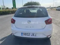 Usado Seat Ibiza Reference 90 CV (66 kW) 2017 Blanco Berlina