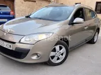 Używany Renault Mégane GrandTour Bose Edition 110 KM (80 kW) 2012 Beżowy Kombi