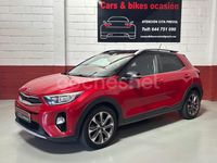 Käytetty Kia Stonic 120 HP (88 kW) 2018 Punainen Katumaasturi