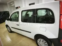 Usado Renault Kangoo 70 CV (51 kW) 2011 Blanco Monovolumen