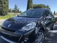 Usado Renault Clio GrandTour 75 CV (55 kW) 2011 Negro Familiar
