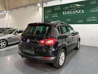 Usado VW Tiguan 140 HP (102 kW) 2010 Preto SUV