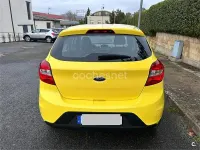 Usado Ford Ka Plus Ultimate 85 CV (62 kW) 2017 Amarillo Utilitario