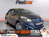 Usado Peugeot 208 Signature Sky 82 CV (60 kW) 2019 Gris Utilitario