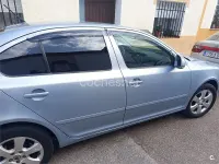 Usado Skoda Octavia 105 CV (77 kW) 2010 Azul Berlina