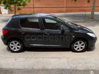 Usado Peugeot 307 110 CV (80 kW) 2006 Negro Berlina