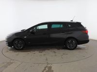 Usado Opel Astra Design & Tech 145 CV (106 kW) 2022 Negro Familiar