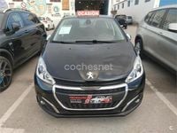Usado Peugeot 208 Active 100 CV (73 kW) 2015 Negro Utilitario
