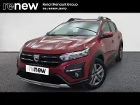 Usado Dacia Sandero Comfort 101 CV (74 kW) 2021 Rojo Berlina
