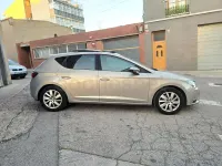 Usado Seat Leon I-Tech 110 CV (80 kW) 2014 Beige Berlina