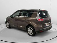 Usado Renault Scénic III Dynamique 131 CV (96 kW) 2012 Marrón Monovolumen