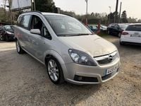 Usado Opel Zafira Cosmo 120 CV (88 kW) 2006 Amarillo Monovolumen