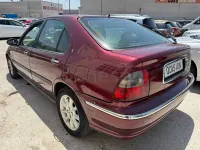 Usado Rover 45 100 CV (73 kW) 2001 Rojo Berlina