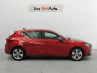 Usado Seat Leon FR 116 CV (85 kW) 2025 Rojo Berlina