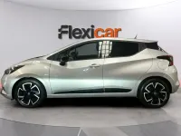 Usado Nissan Micra 92 CV (67 kW) 2022 Gris Utilitario