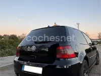 Usado VW Golf IV Highline 100 CV (73 kW) 2000 Negro Berlina