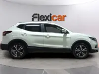 Usado Nissan Qashqai Acenta 140 CV (102 kW) 2021 Blanco SUV