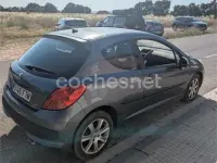Usado Peugeot 207 70 CV (51 kW) 2008 Gris / plata Berlina