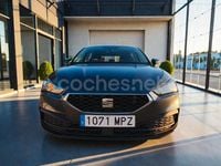 Usado Seat Leon Style 110 CV (80 kW) 2024 Gris / plata Berlina