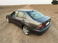 Usado Lexus IS200 155 CV (114 kW) 2003 Negro Berlina