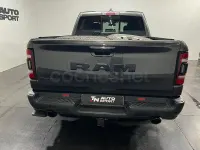 Usado RAM 1500 401 CV (294 kW) 2019 Gris / plata Pickup/Camioneta