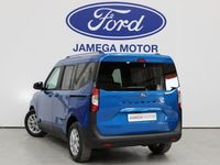 Usado Ford Tourneo Courier Titanium 125 CV (91 kW) 2024 Gris Monovolumen