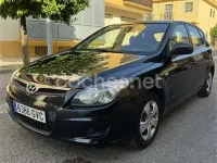 Usado Hyundai i30 Classic 109 CV (80 kW) 2010 Negro Berlina