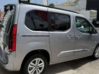 Usado Toyota Proace Verso Active 110 CV (80 kW) 2024 Gris / plata Familiar