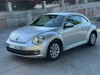 Usado VW Beetle Design 105 CV (77 kW) 2014 Gris / plata Utilitario