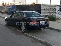 Usado Mercedes C220 Classic 125 CV (91 kW) 2000 Azul Berlina