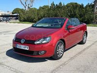 Usado VW Golf Cabriolet 122 CV (89 kW) 2013 Granate Descapotable