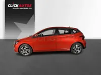Usado Hyundai i20 79 CV (58 kW) 2024 Rojo Utilitario