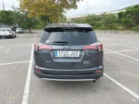Usado Toyota RAV4 Hybrid Executive 197 CV (144 kW) 2016 Gris / plata SUV
