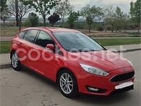 Usado Ford Focus Trend 125 CV (91 kW) 2015 Rojo Berlina