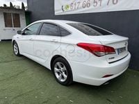 Usado Hyundai i40 115 CV (84 kW) 2014 Blanco Berlina